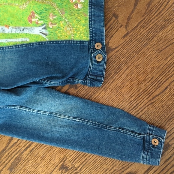Hand painted Indie mushrooms fairy core nature scene unique cropped jean jacket - Picture 3 of 9